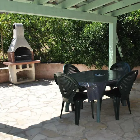 U Latonu Resort